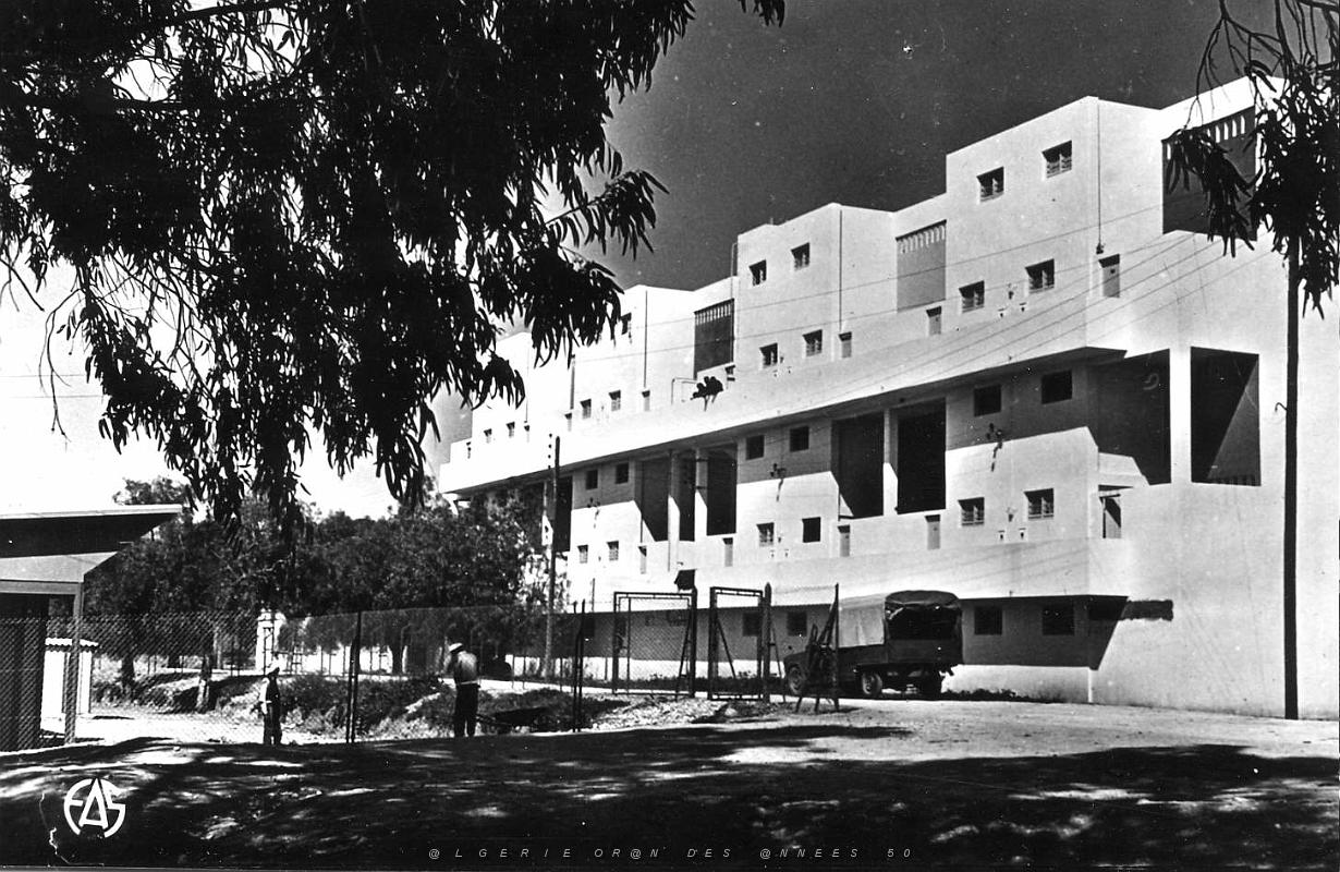 Sainte Barbe du Tlelat 511- HLM COLLECTION DES AMIS DE ND DE SANTA CRUZ.jpg